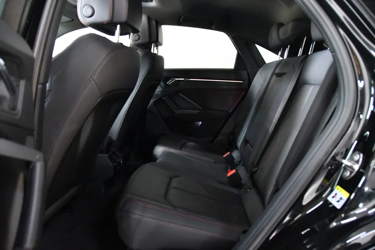 35 TFSI S-Line Pano, Blackline, Camera