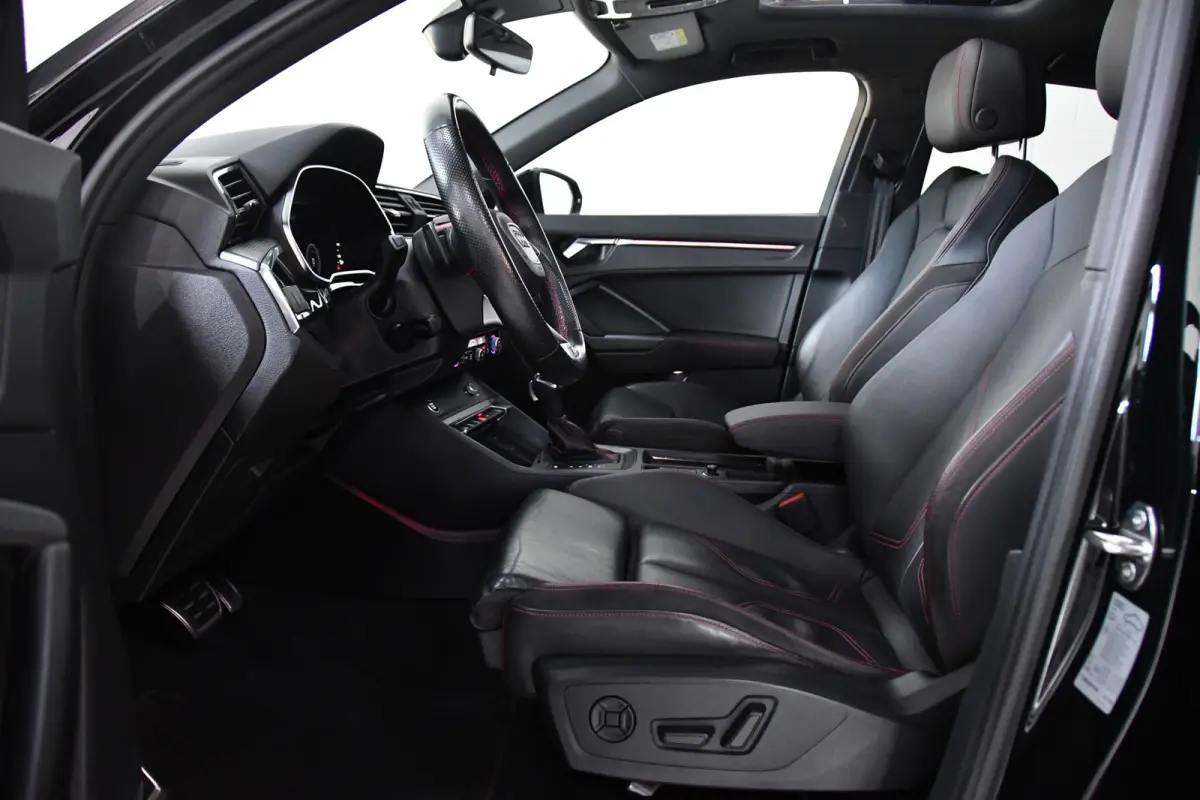 35 TFSI S-Line Pano, Blackline, Camera