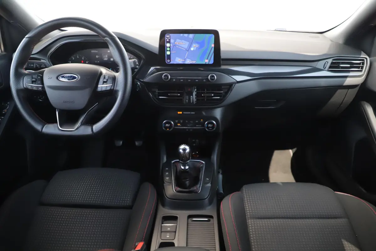 1.0 EcoBoost Hybrid ST Line Business Trekhaak Achteruitrijcamera Navigatie Carplay Climate Cruise Control