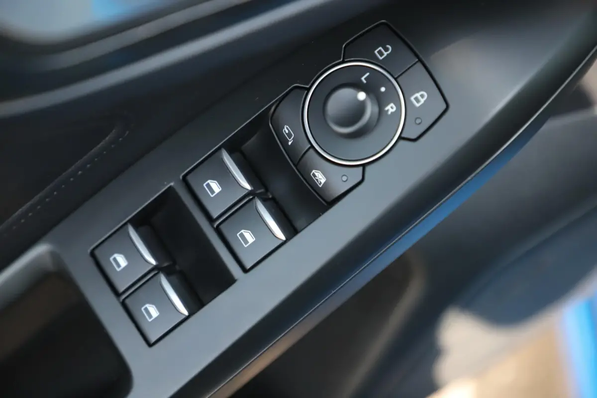 1.0 EcoBoost Hybrid ST Line Business Trekhaak Achteruitrijcamera Navigatie Carplay Climate Cruise Control
