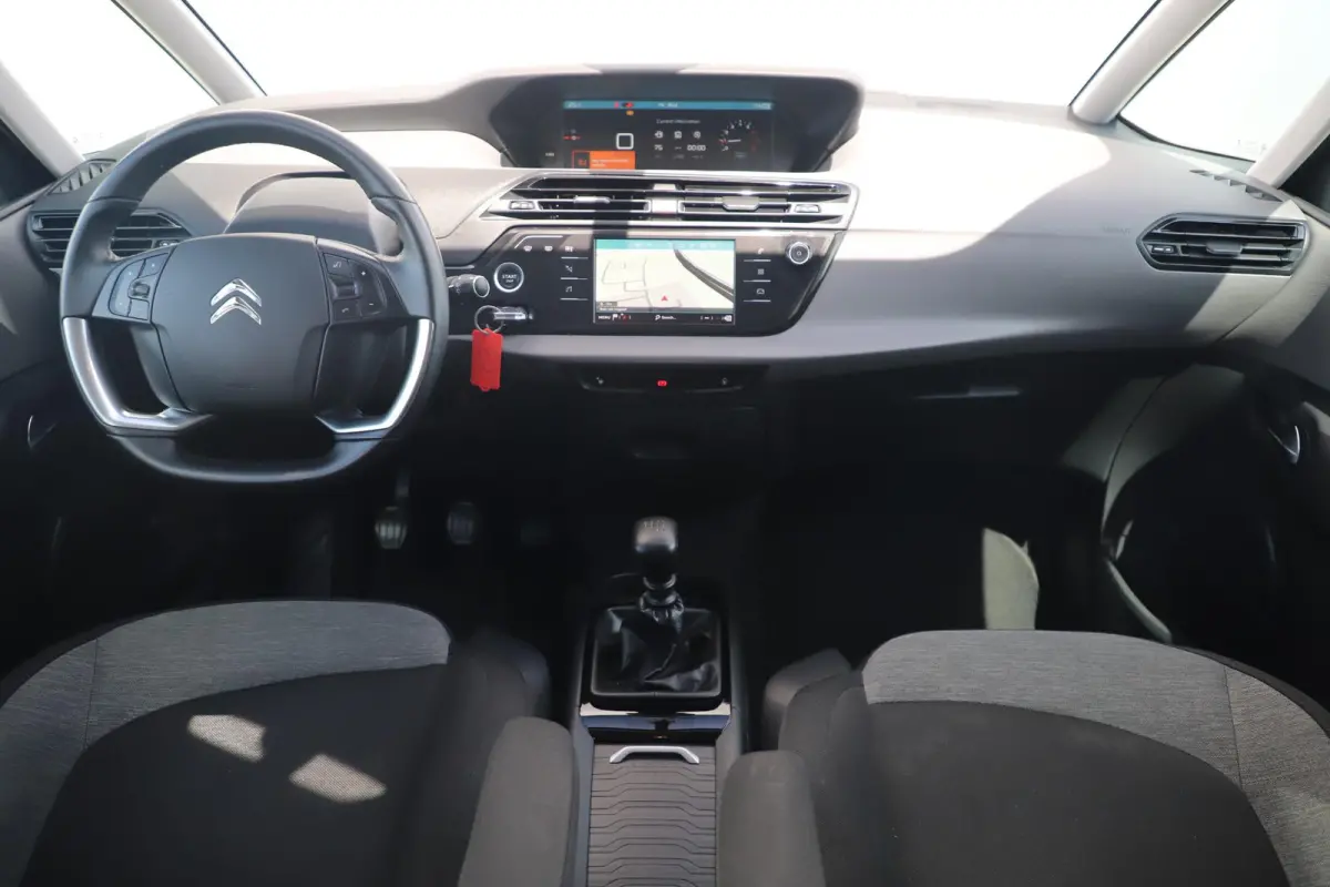 1.2 PureTech Business 7p 7 Persoons Navigatie Achteruitrijcamera Clima Cruise Getint Glas Carplay Android