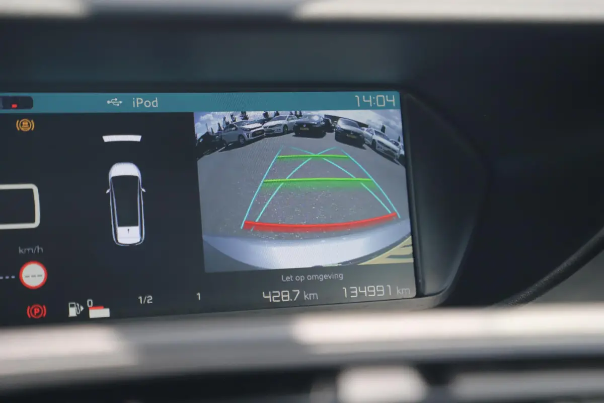 1.2 PureTech Business 7p 7 Persoons Navigatie Achteruitrijcamera Clima Cruise Getint Glas Carplay Android