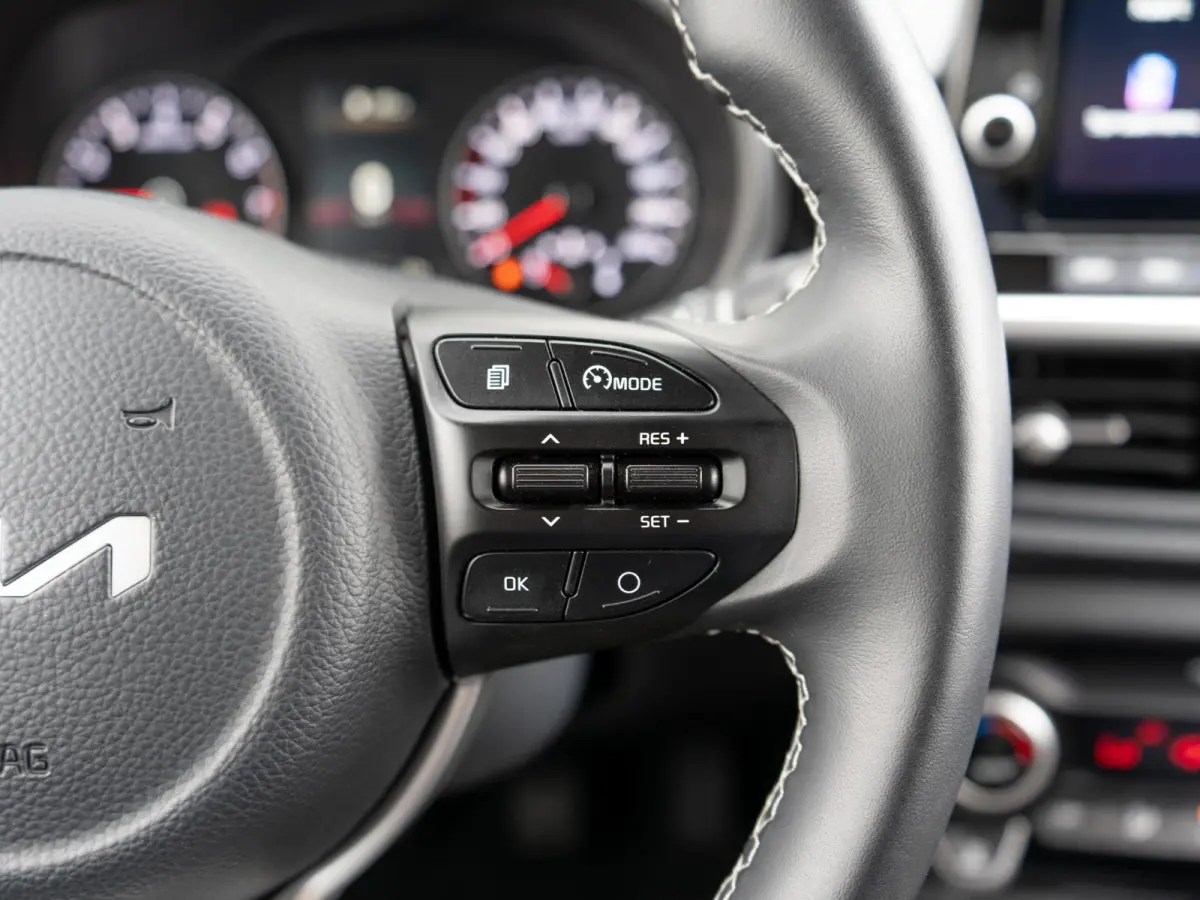 1.0 DPi DynamicPlusLine | Navi | Achteruitrijcamera | Clima | CarPlay