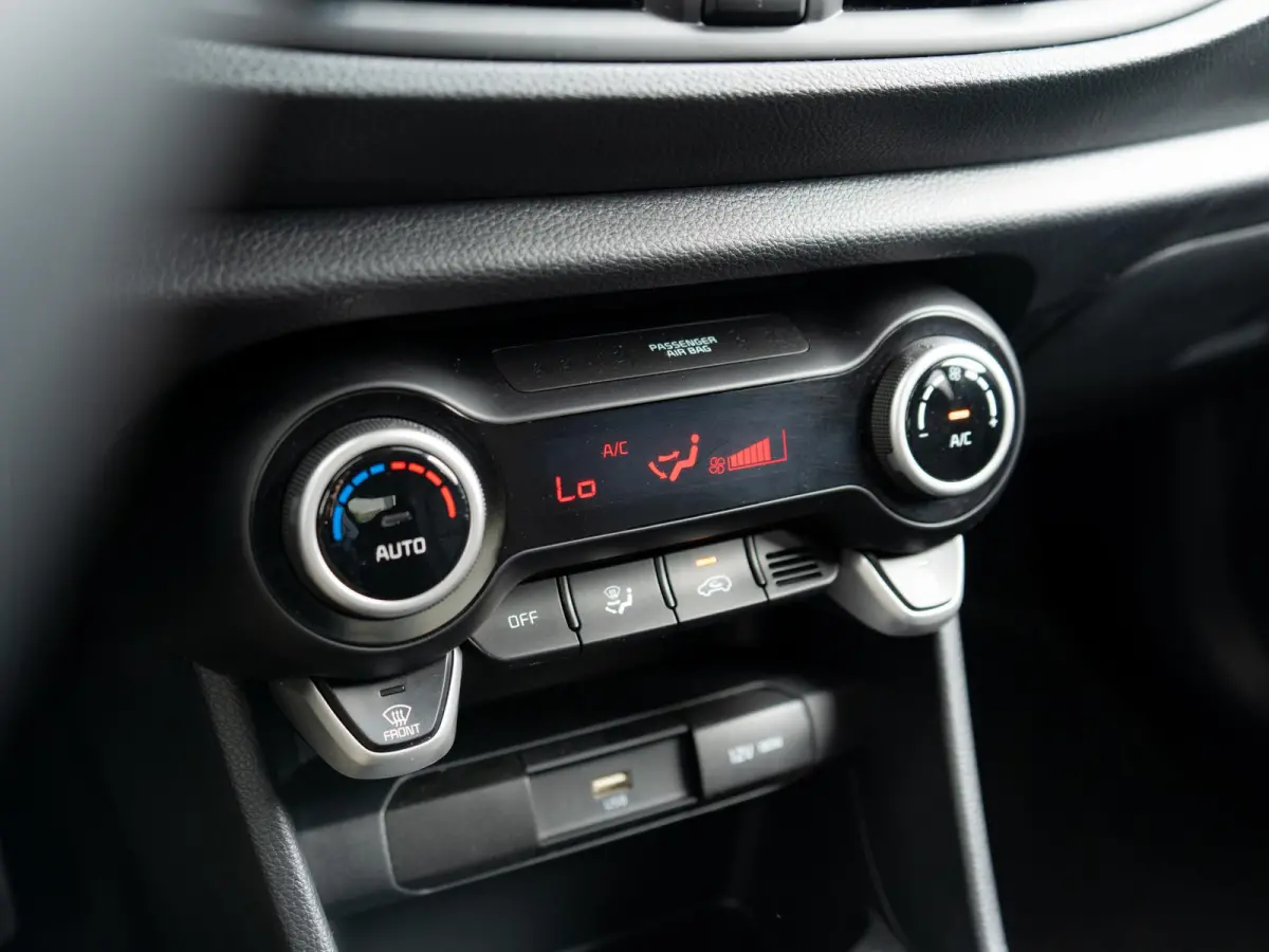 1.0 DPi DynamicPlusLine | Navi | Achteruitrijcamera | Clima | CarPlay