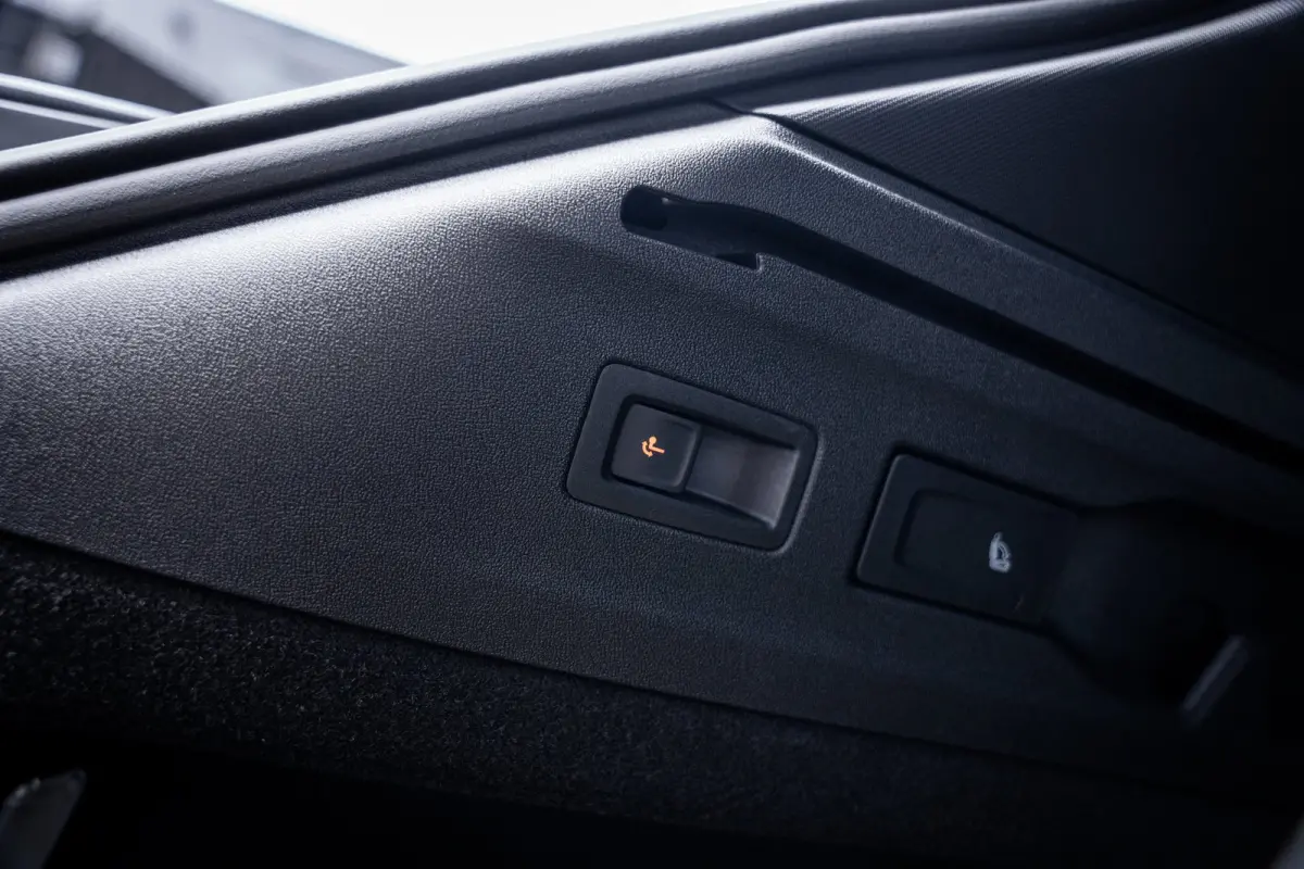 Limited Edition Plus | 360 graden camera (Area View) | Achterklep, elektrisch, met sensorgestuurde opening (Easy Open) | Geheugenfunctie voor Parkeerassistent (Trained Park Assist)