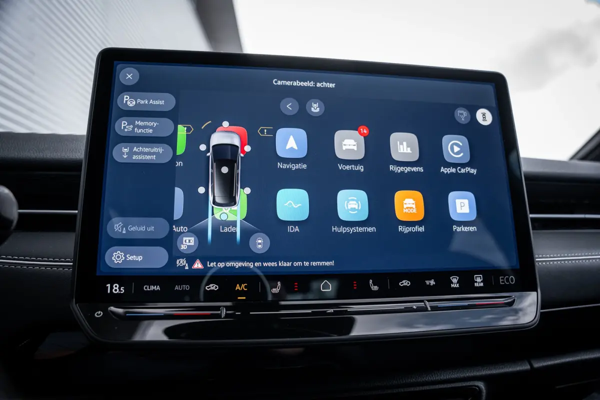 Limited Edition Plus | 360 graden camera (Area View) | Achterklep, elektrisch, met sensorgestuurde opening (Easy Open) | Geheugenfunctie voor Parkeerassistent (Trained Park Assist)