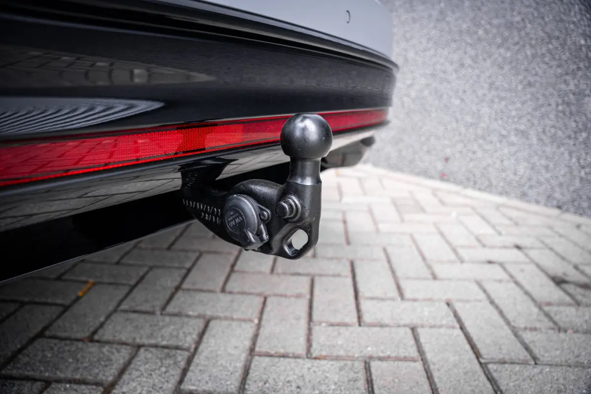 Limited Edition Plus | 360 graden camera (Area View) | Achterklep, elektrisch, met sensorgestuurde opening (Easy Open) | Geheugenfunctie voor Parkeerassistent (Trained Park Assist)
