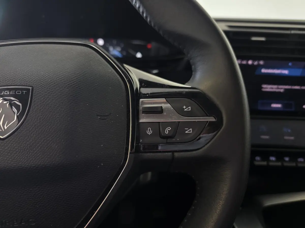 1.2 PureTech Allure Pack Business | NL-Auto | Camera | Cruise Control | Apple Carplay & Android Auto