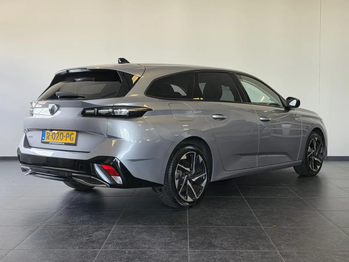 1.2 PureTech Allure Pack Business | NL-Auto | Camera | Cruise Control | Apple Carplay & Android Auto