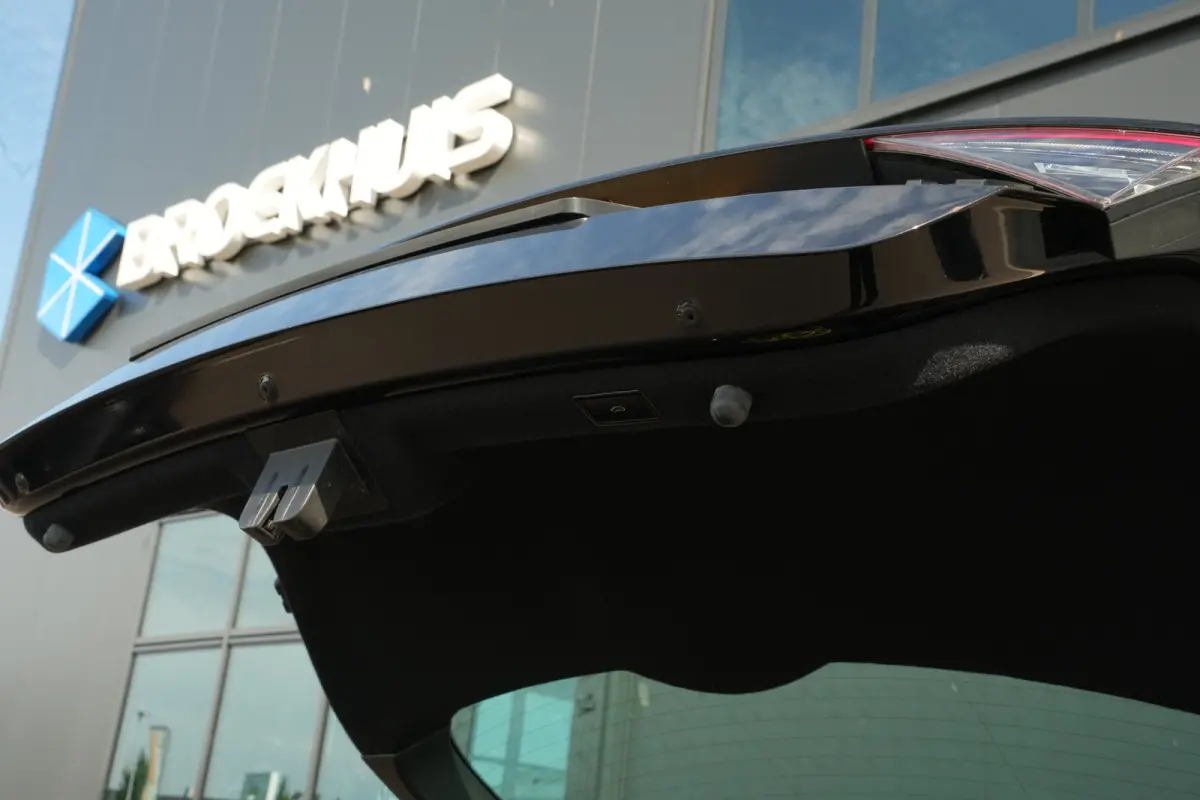 1.4 TSI iV 218pk Sportline Business | Trekhaak | Adaptive Cruise | Stoelen Elektrisch | 19" | Camera