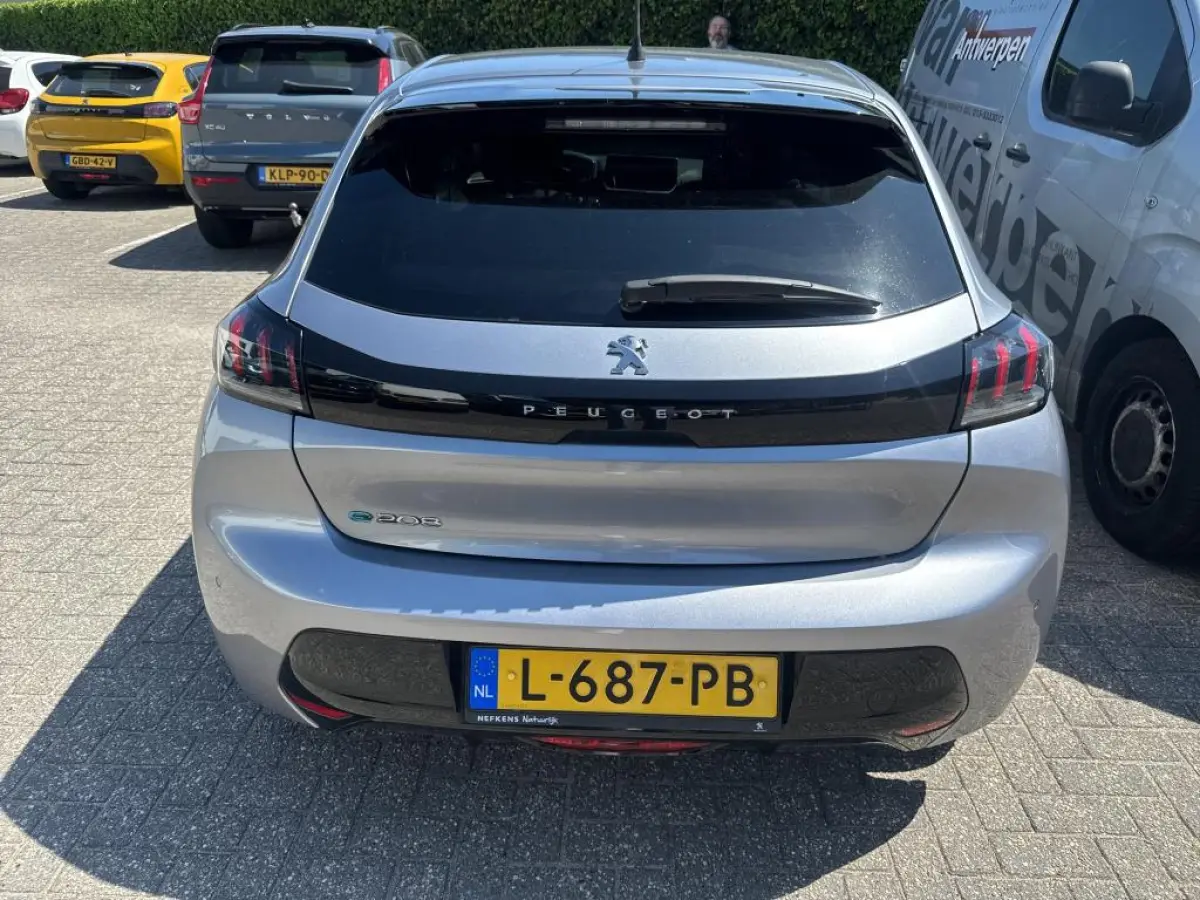 EV Allure Pack 50 kWh | Achteruitrijcamera | Climate Control | Navigatie | Apple Carplay & Android Auto | !!