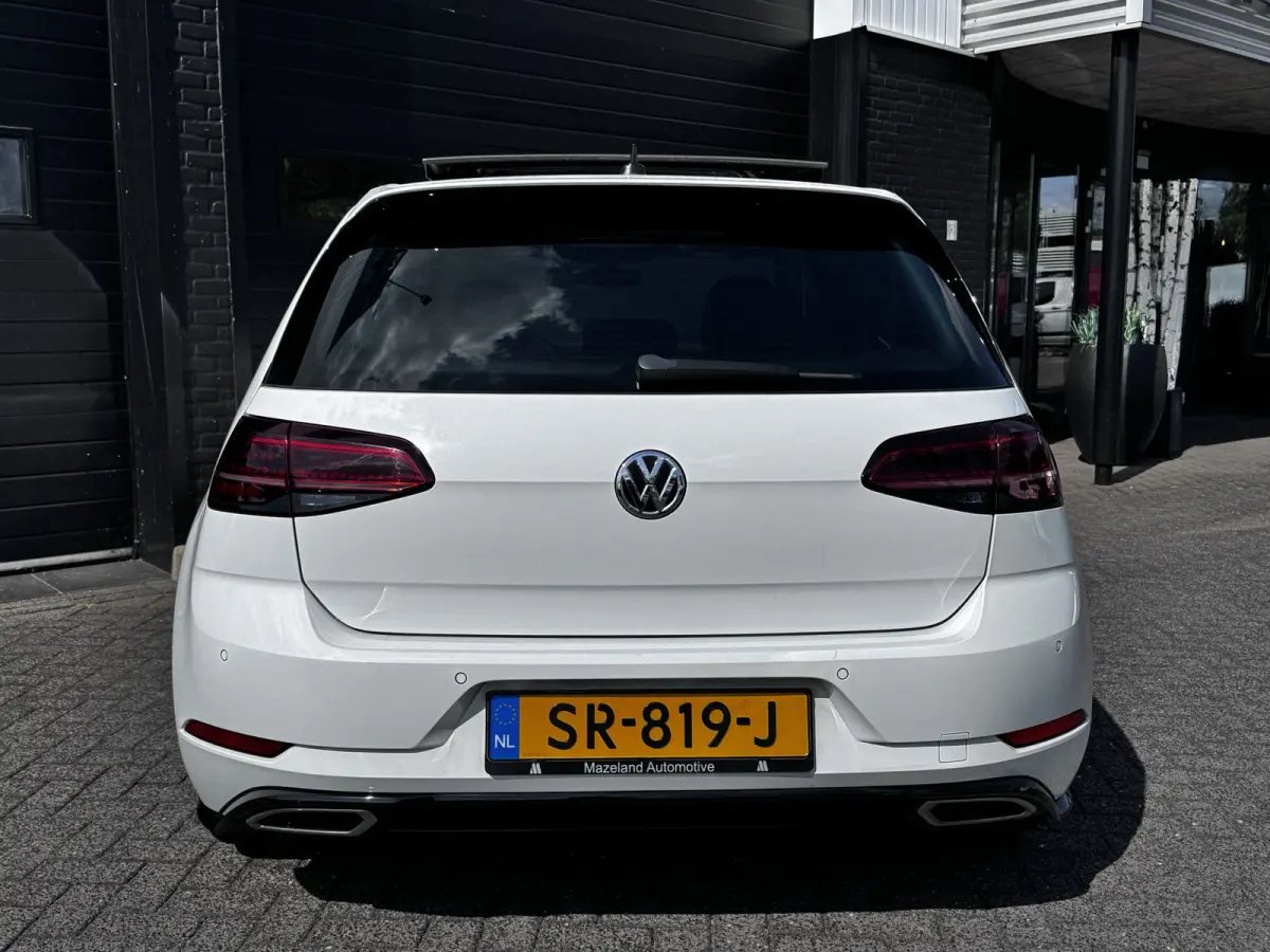 1.5 TSI 150PK Highline Business R-line Automaat | Pano | Virtual | ACC | Camera | €16.950,- incl. BTW