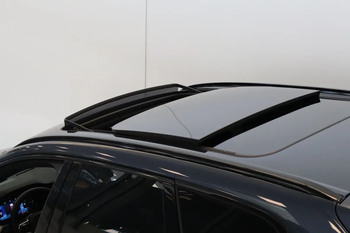 T8 406PK AWD Ultra Dark Black Ed. | Executive | Luchtvering | B&W | 22" | Massage | HUD