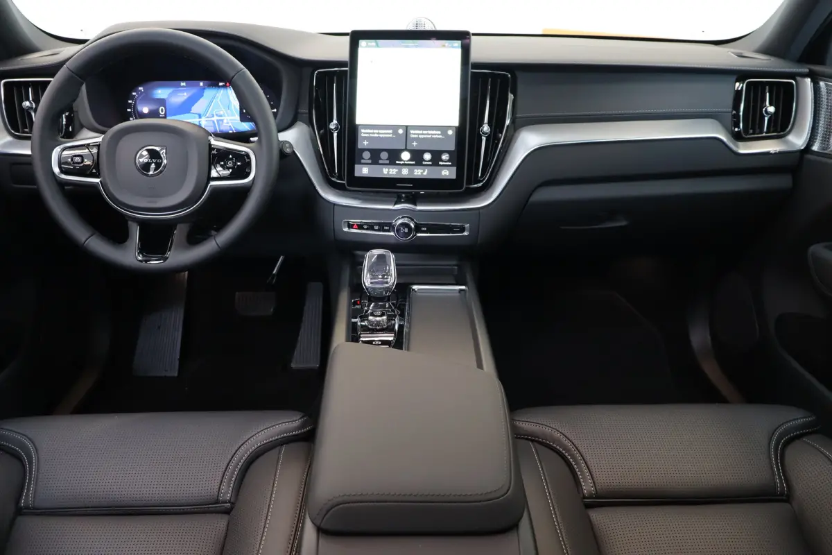 T8 406PK AWD Ultra Dark Black Ed. | Executive | Luchtvering | B&W | 22" | Massage | HUD