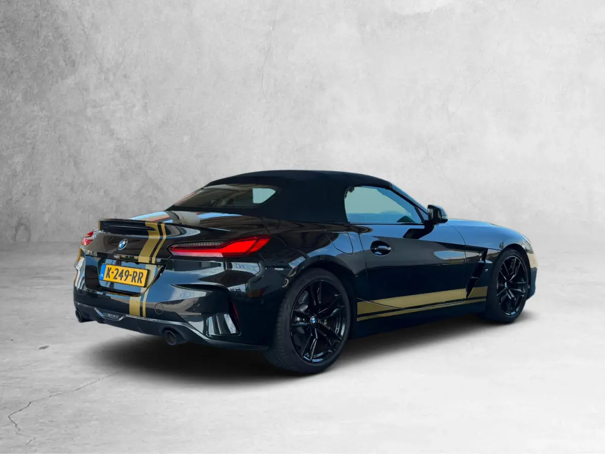 SDrive30i High Executive M-Sport(Dealer OndH, Navi, Camera, StoelV, Harman/Kardon, PDC V+A, Etc)