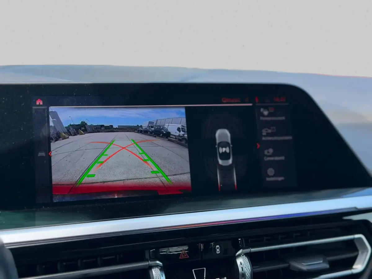SDrive30i High Executive M-Sport(Dealer OndH, Navi, Camera, StoelV, Harman/Kardon, PDC V+A, Etc)