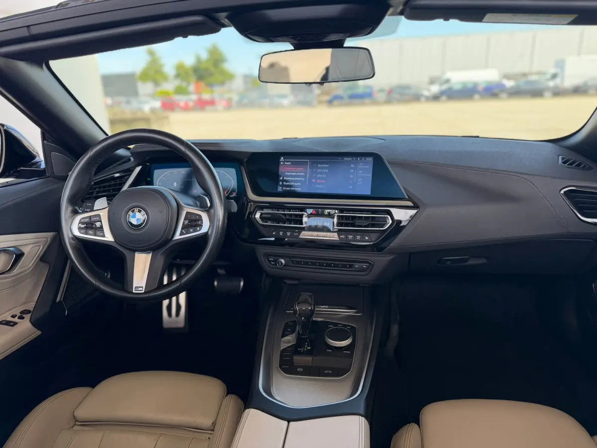 SDrive30i High Executive M-Sport(Dealer OndH, Navi, Camera, StoelV, Harman/Kardon, PDC V+A, Etc)