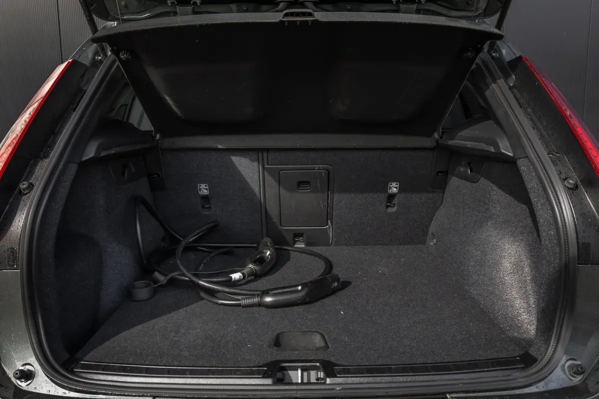 Single Motor 70kWh Core Business | 19" | Trekhaak | Harman Kardon | Adaptieve Cruise | BLIS | Parkeercamera | Getint Glas | Google