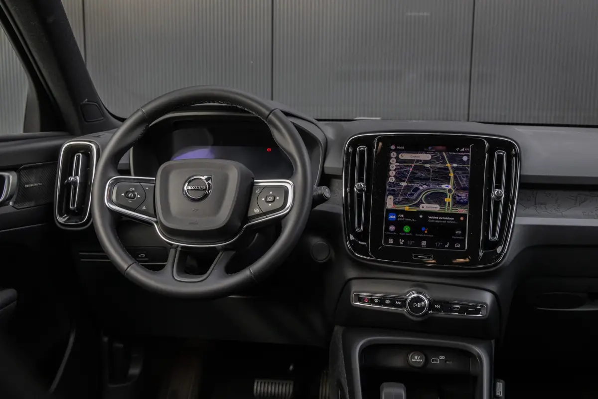 Single Motor 70kWh Core Business | 19" | Trekhaak | Harman Kardon | Adaptieve Cruise | BLIS | Parkeercamera | Getint Glas | Google