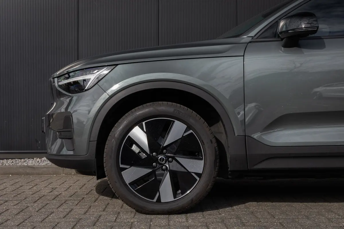Single Motor 70kWh Core Business | 19" | Trekhaak | Harman Kardon | Adaptieve Cruise | BLIS | Parkeercamera | Getint Glas | Google