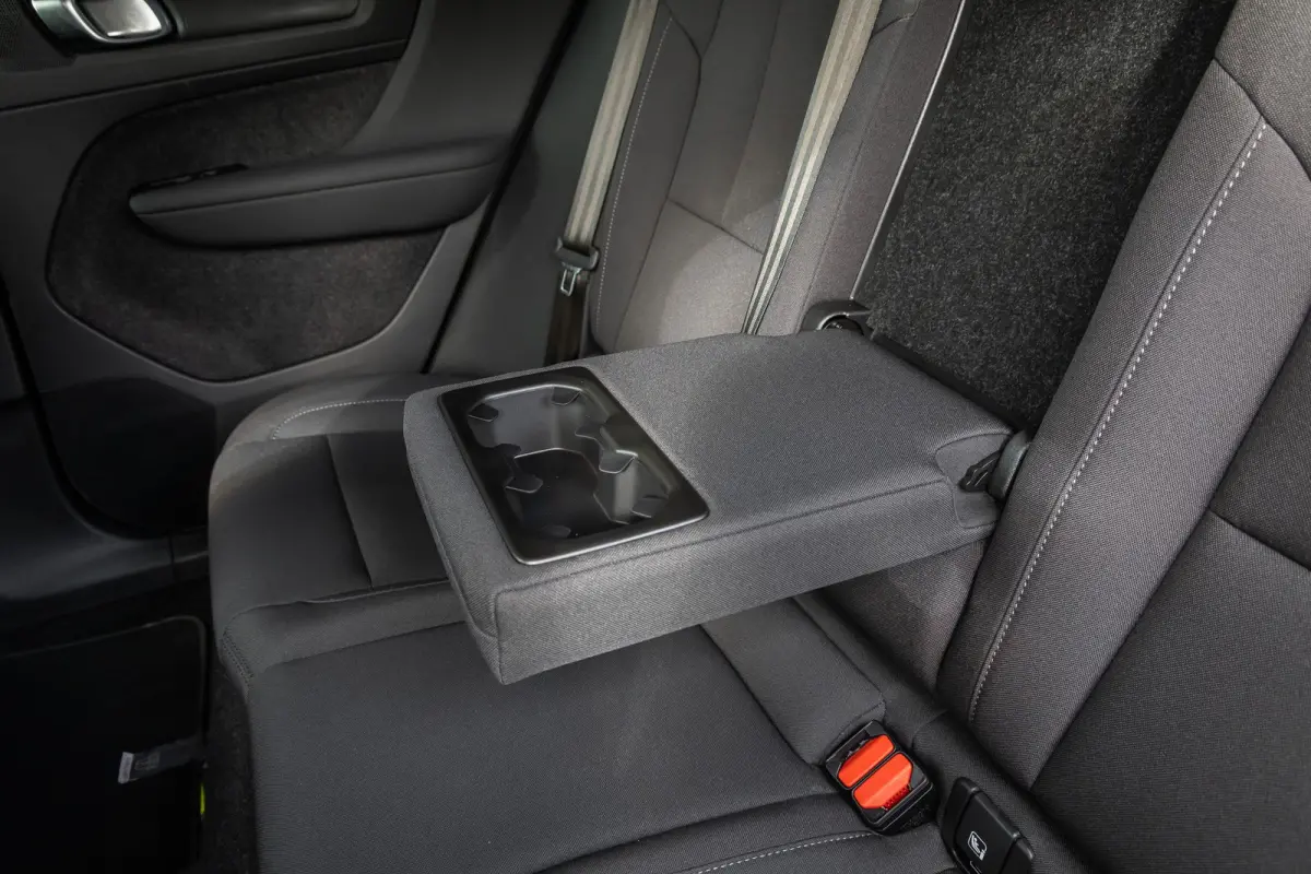 Single Motor 70kWh Core Business | 19" | Trekhaak | Harman Kardon | Adaptieve Cruise | BLIS | Parkeercamera | Getint Glas | Google