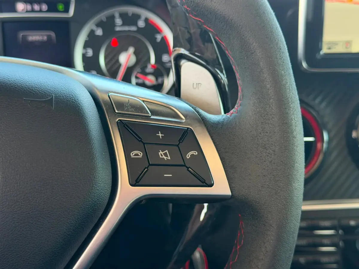 AMG 45 4MATIC (NL-auto, Perfect OnderH, Panoramadak, Schaalstoelen, Carplay, StoelV, Clima, Navi Groot,Etc)