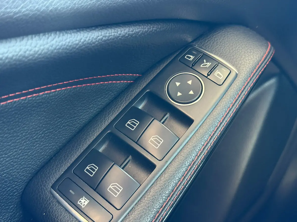 AMG 45 4MATIC (NL-auto, Perfect OnderH, Panoramadak, Schaalstoelen, Carplay, StoelV, Clima, Navi Groot,Etc)