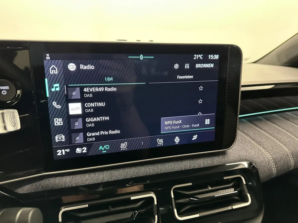 comfort range techno 52 kWh CAMERA CARPLAY ADAPTIEF CRUISE NAVI.