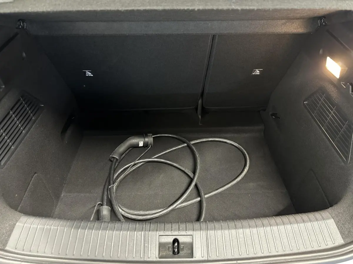 EV60 93% SOH Optimum Charge Techno CAMERA CARPLAY ECC ADAPTIEF CRUISE.