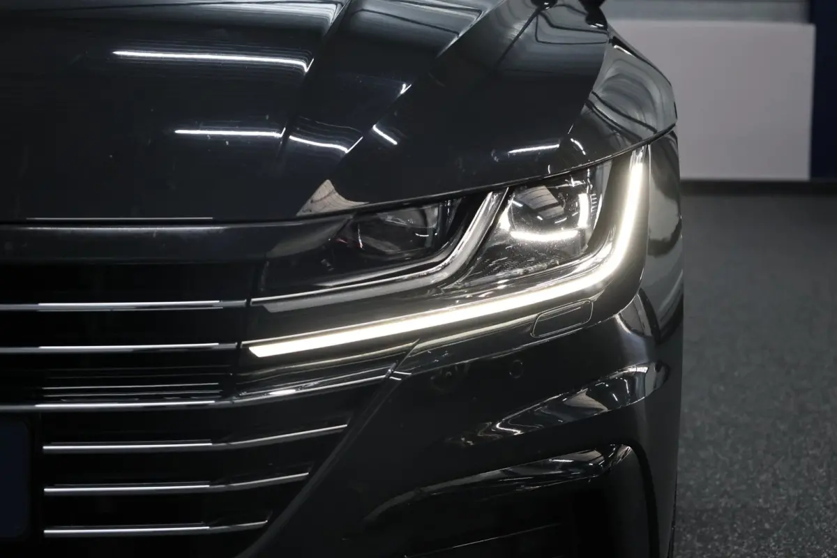 2.0 TSI 3x R-line MAXTON/VIRTUAL/SFEER/PANO/HAF LEER+ALCANTARA+MASSAGE/KEYLESS/20"/CAM/LINE/ACC/12 MDN GARANTIE!