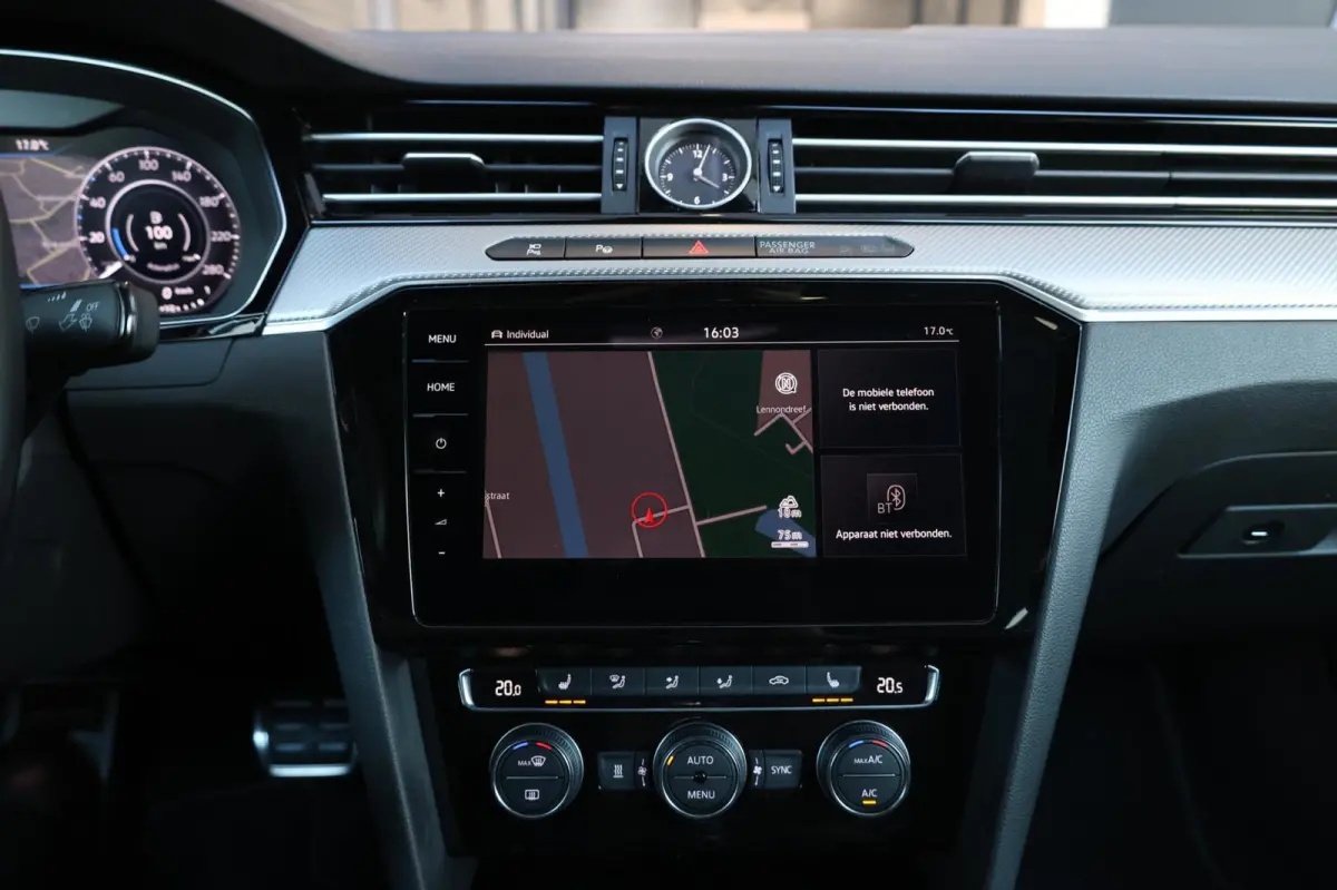 2.0 TSI 3x R-line MAXTON/VIRTUAL/SFEER/PANO/HAF LEER+ALCANTARA+MASSAGE/KEYLESS/20"/CAM/LINE/ACC/12 MDN GARANTIE!