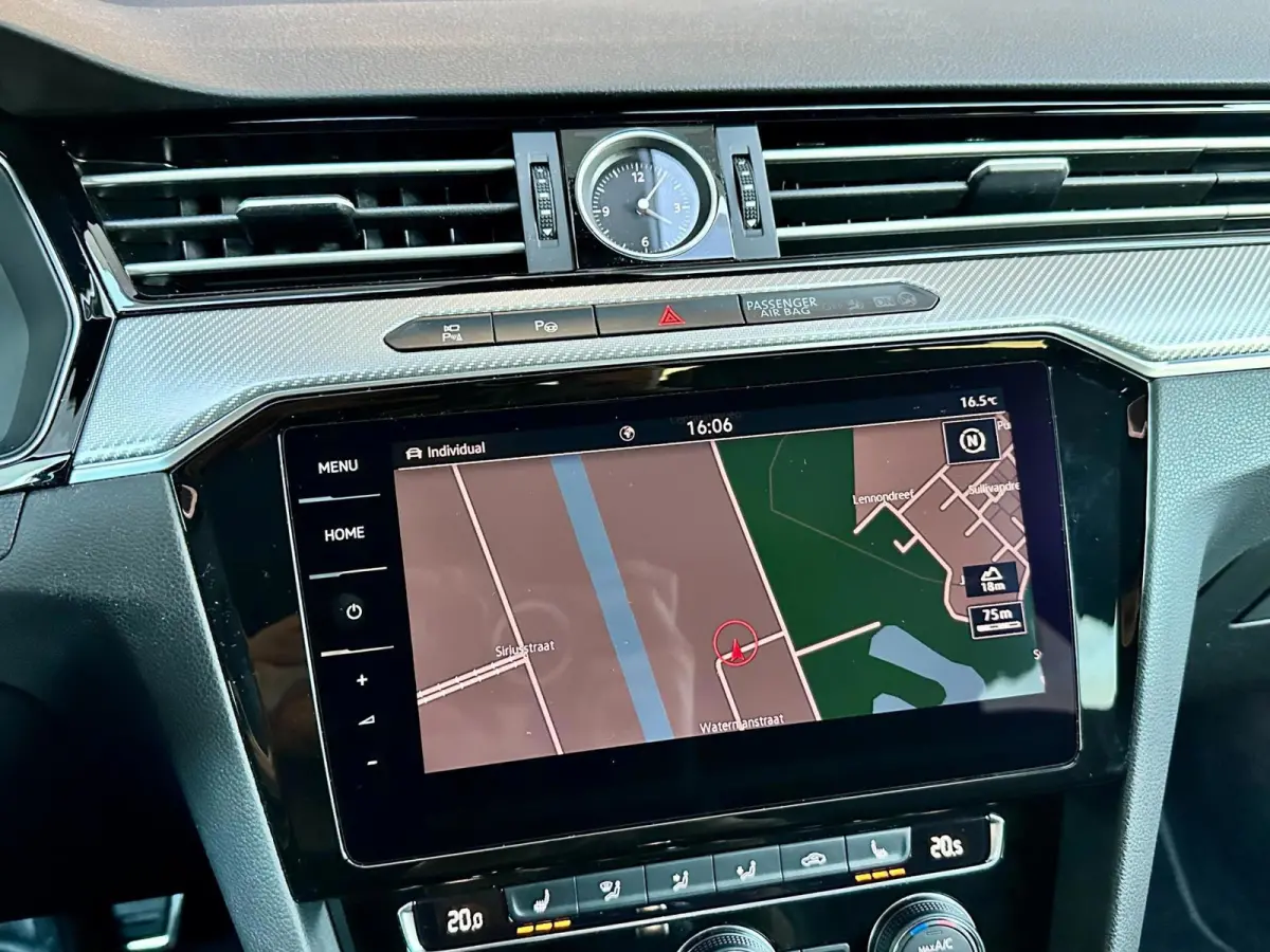 2.0 TSI 3x R-line MAXTON/VIRTUAL/SFEER/PANO/HAF LEER+ALCANTARA+MASSAGE/KEYLESS/20"/CAM/LINE/ACC/12 MDN GARANTIE!
