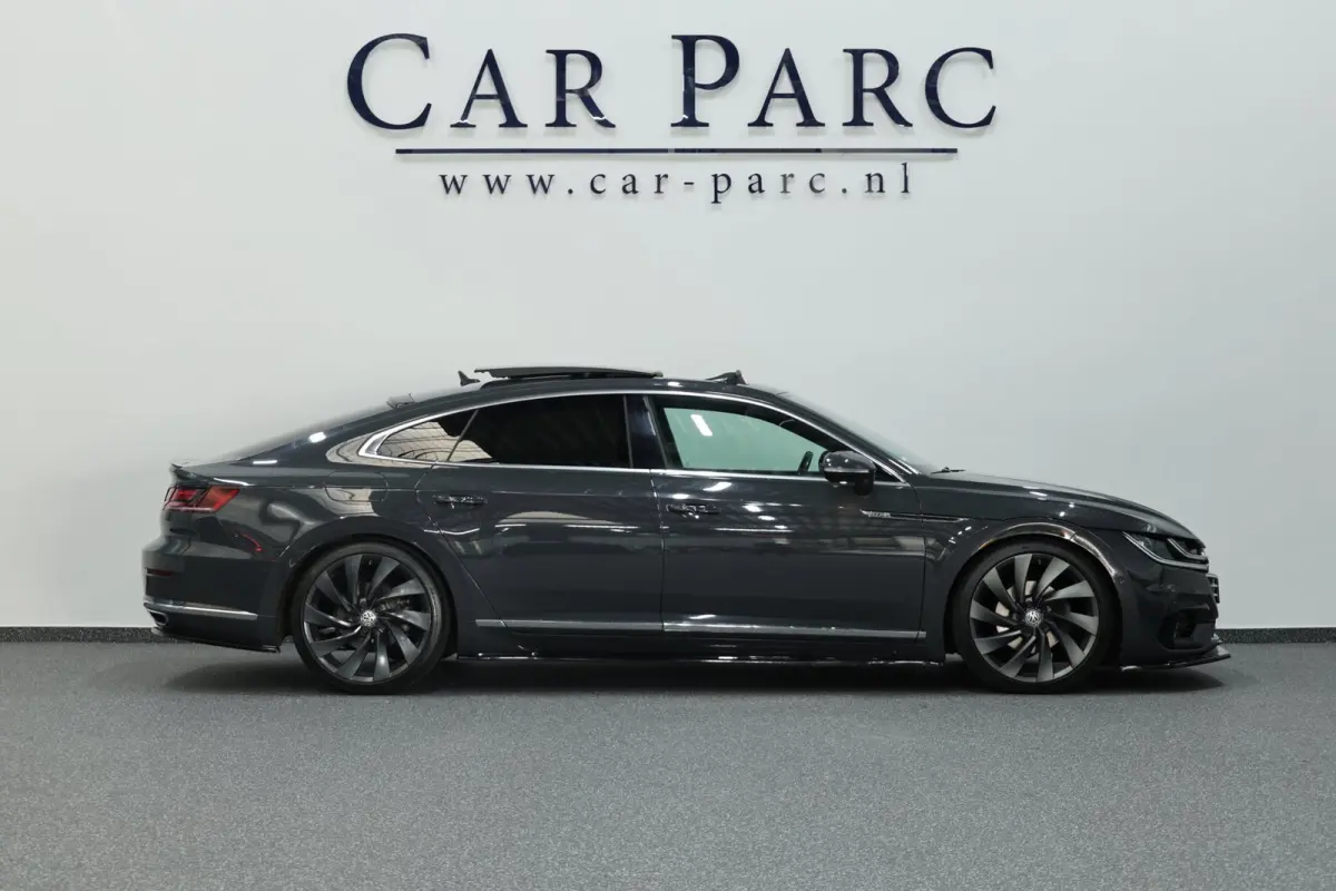 2.0 TSI 3x R-line MAXTON/VIRTUAL/SFEER/PANO/HAF LEER+ALCANTARA+MASSAGE/KEYLESS/20"/CAM/LINE/ACC/12 MDN GARANTIE!