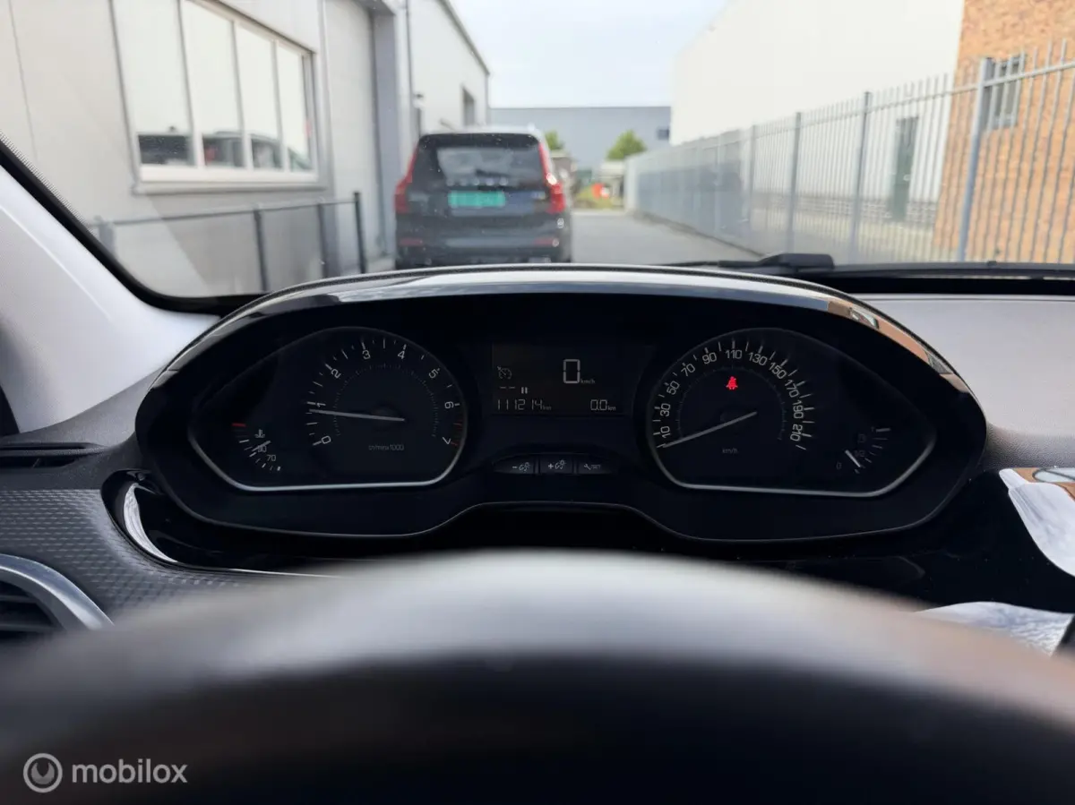1.2 PureTech Allure | Pano | Cruise | Dealer OH