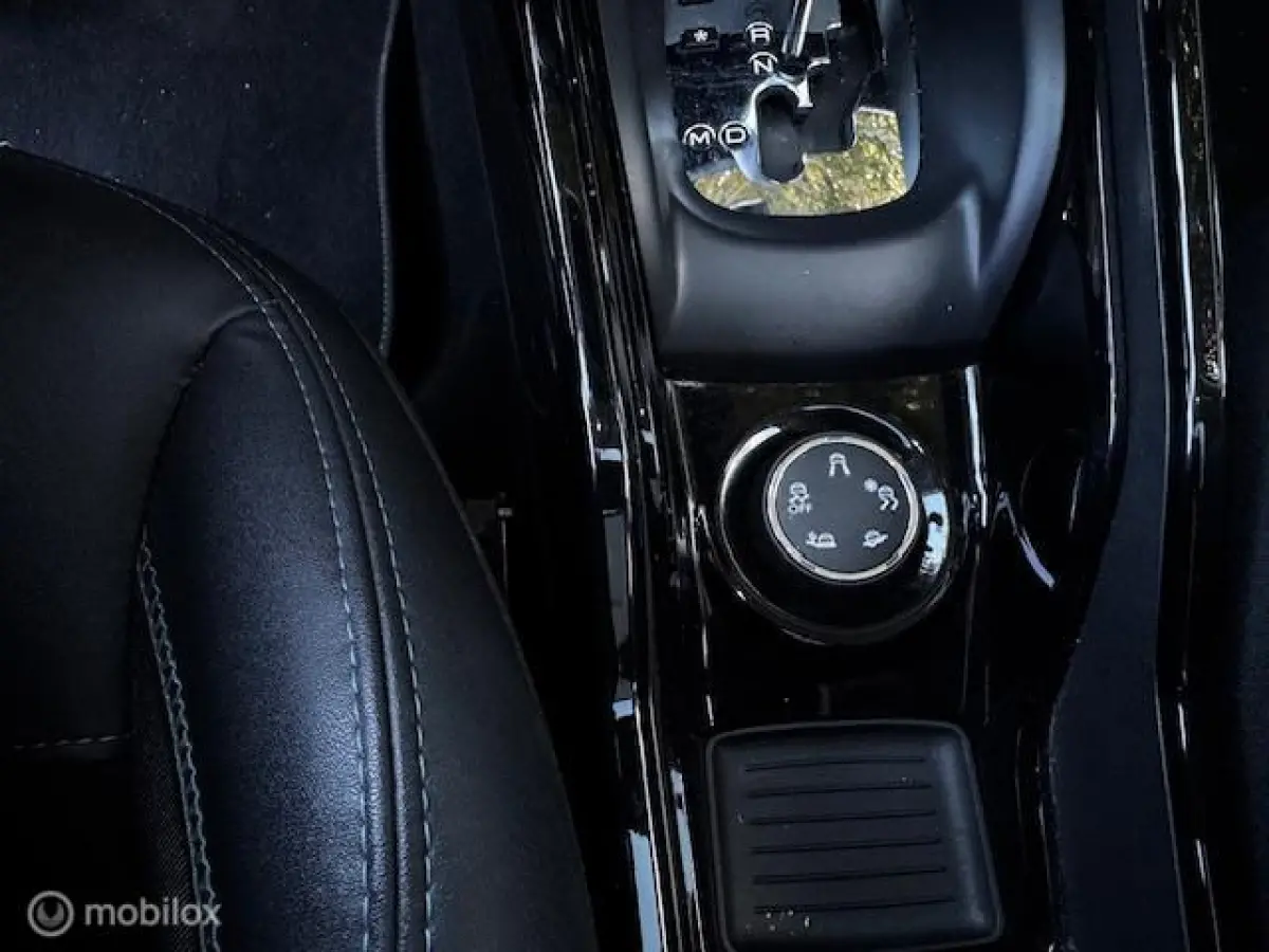 1.2 PureTech Crossway Aut. I Carplay I Pano
