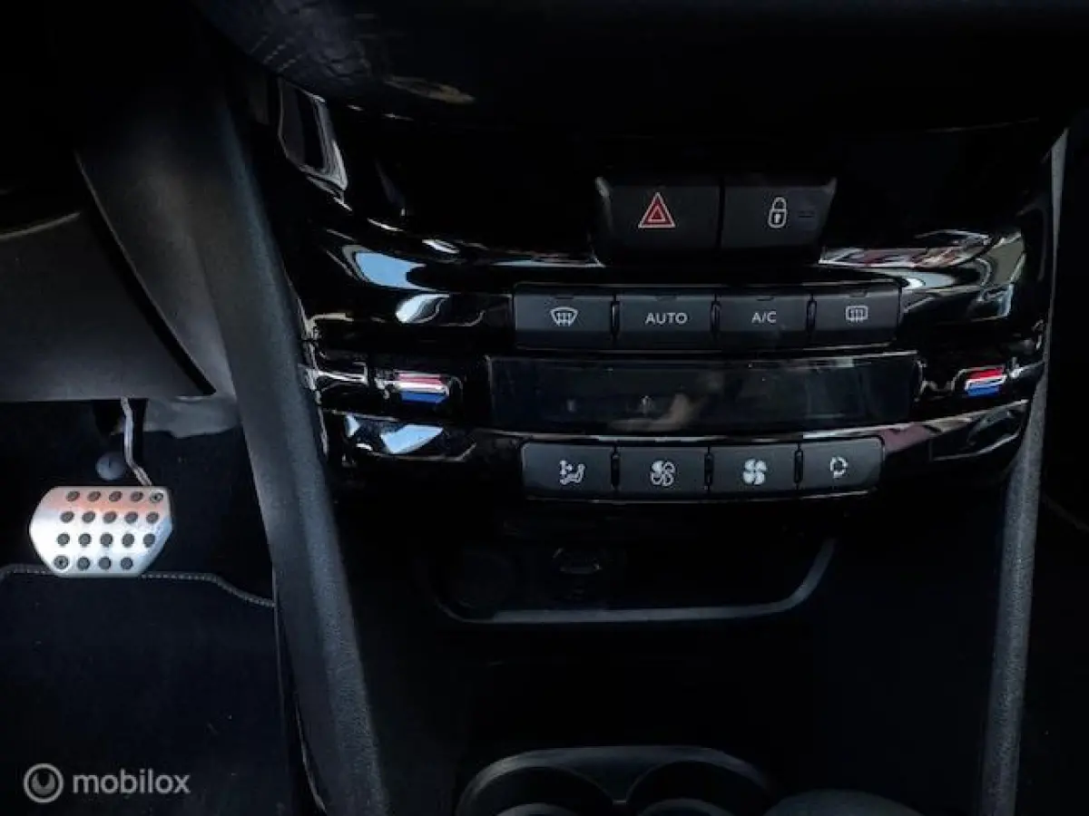 1.2 PureTech Crossway Aut. I Carplay I Pano