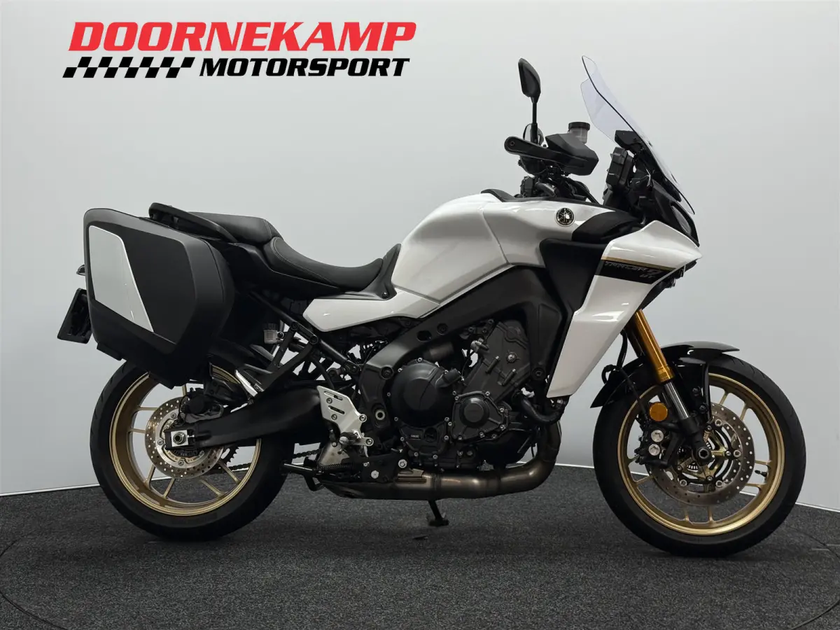 Yamaha Tracer 9 GT 2026 Benzine Handgeschakeld leasen