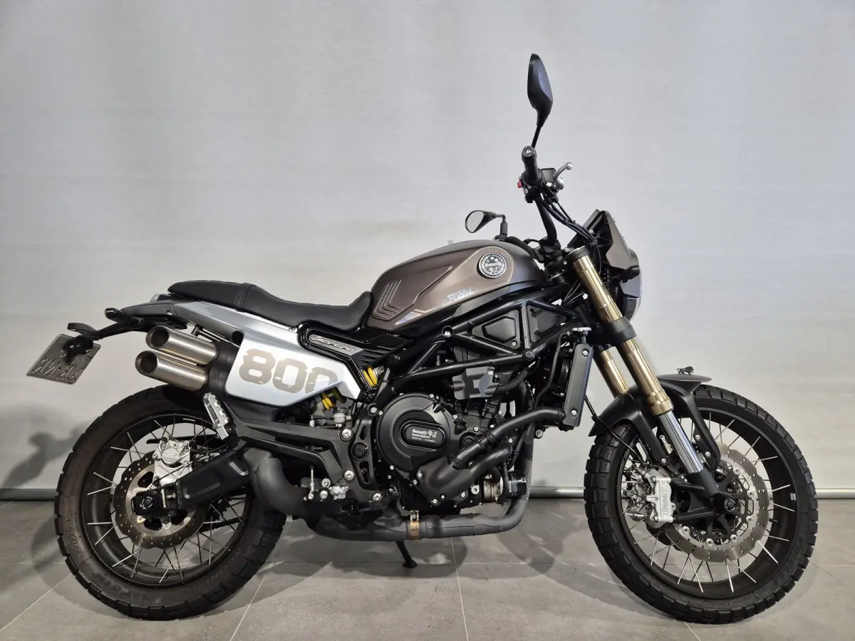 Benelli Leoncino 2022 Overig Onbekend leasen