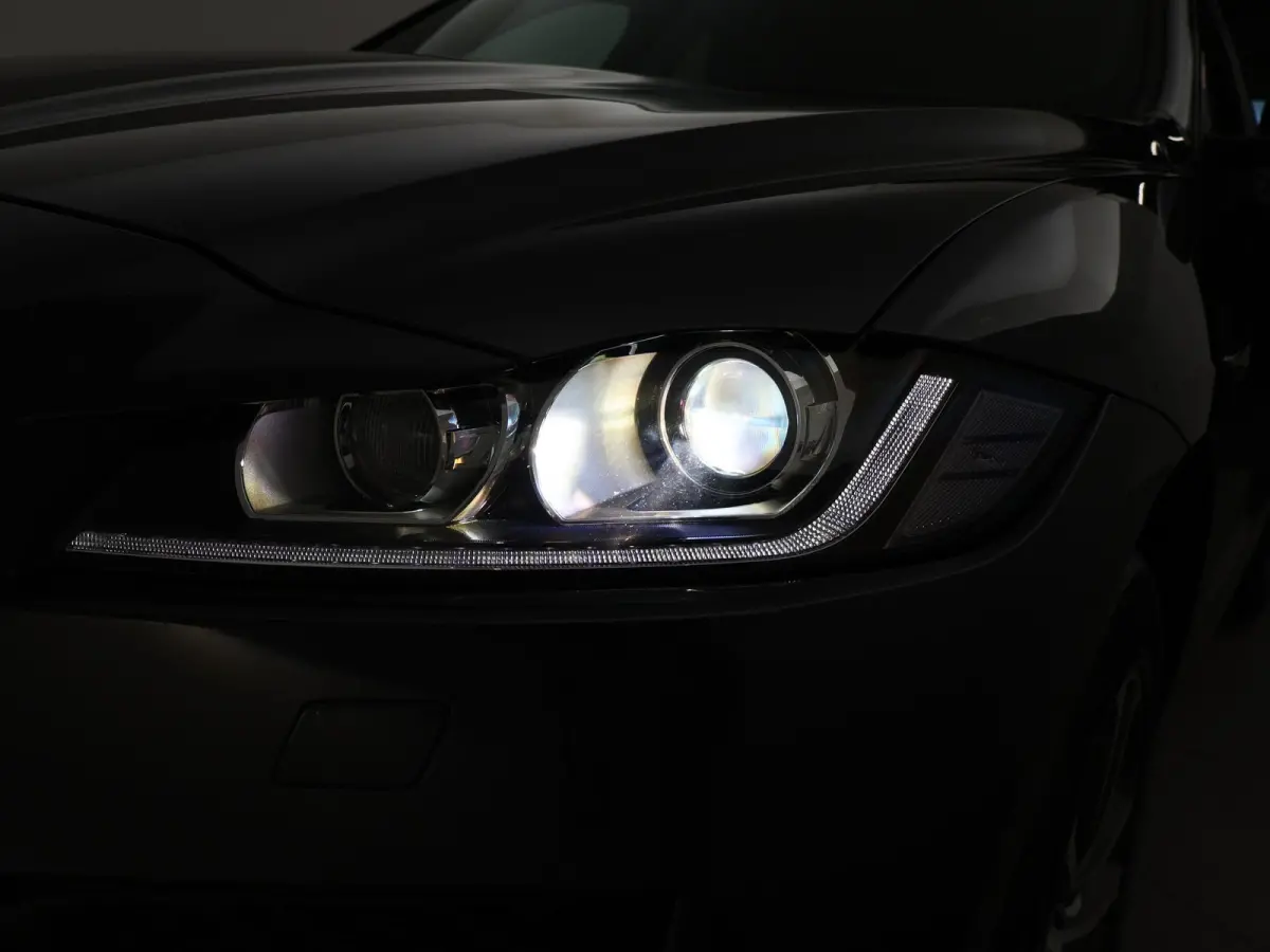 2.0T 250 PK AWD R-SPORT + PANORAMA | ADAPTIVE CC | MERIDIAN AUDIO | STOELVERW. V+A | CAMERA