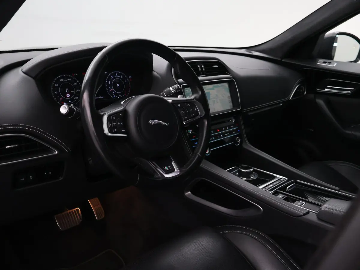 2.0T 250 PK AWD R-SPORT + PANORAMA | ADAPTIVE CC | MERIDIAN AUDIO | STOELVERW. V+A | CAMERA