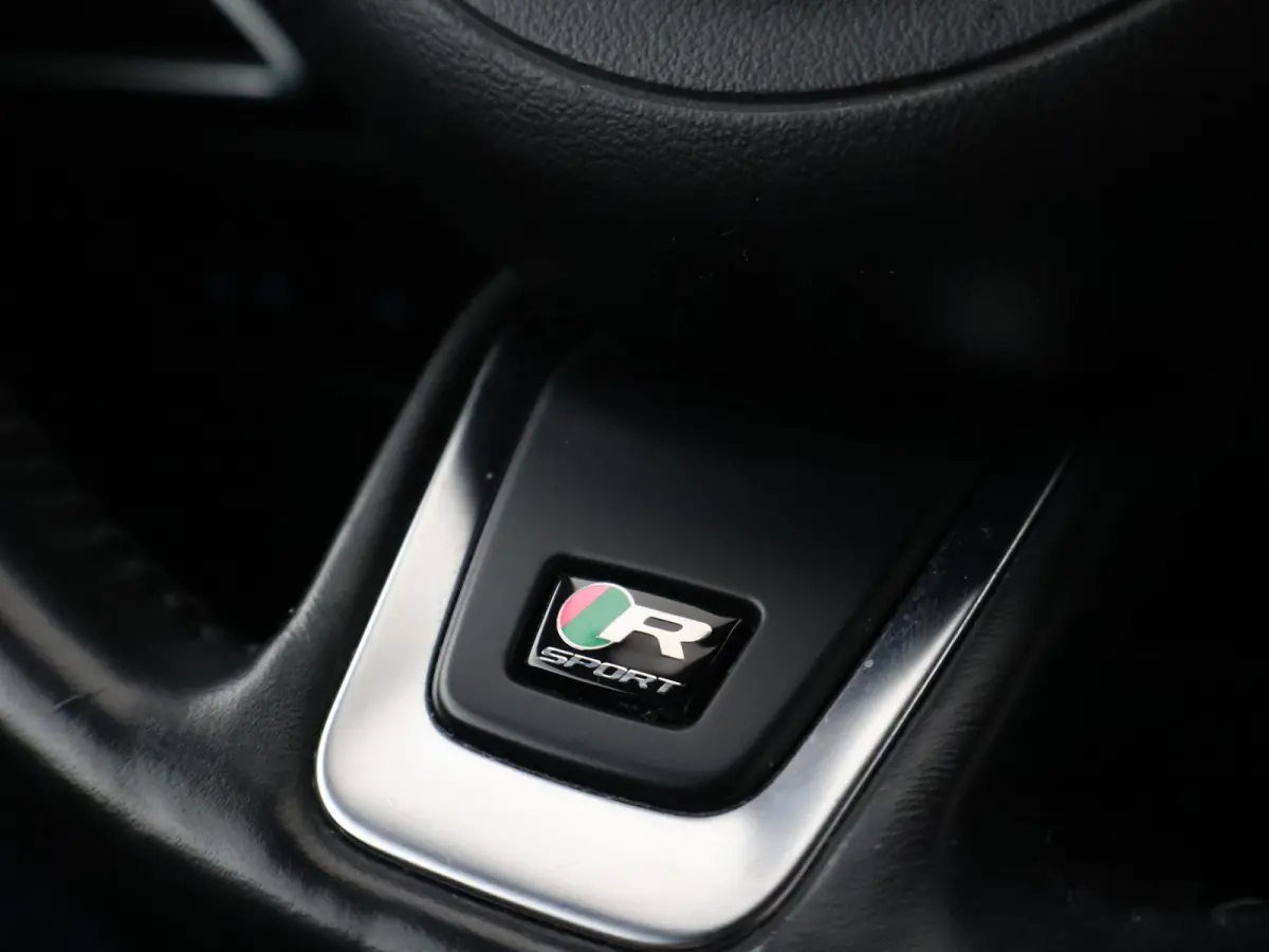 2.0T 250 PK AWD R-SPORT + PANORAMA | ADAPTIVE CC | MERIDIAN AUDIO | STOELVERW. V+A | CAMERA