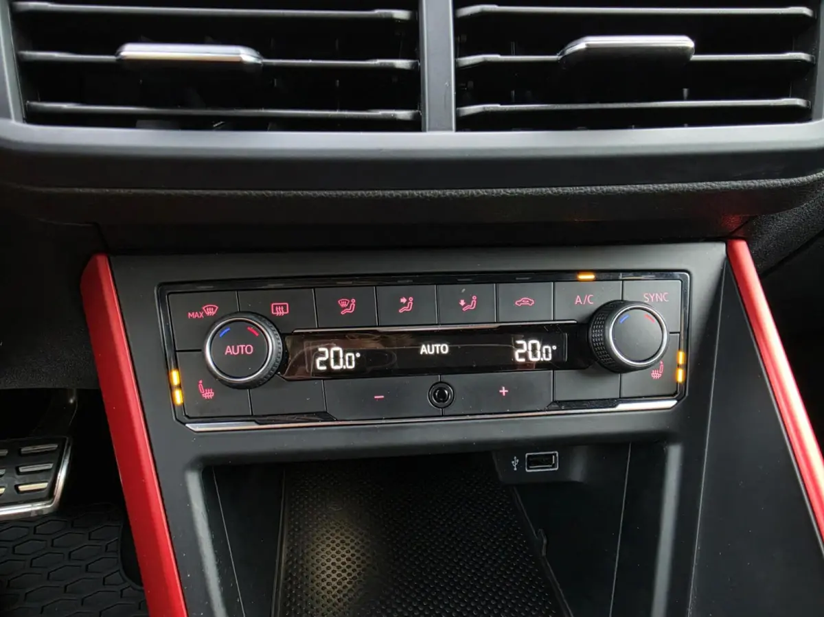 2.0 TSI GTI Pano/ACC/Virtual/Trekhaak/Led/