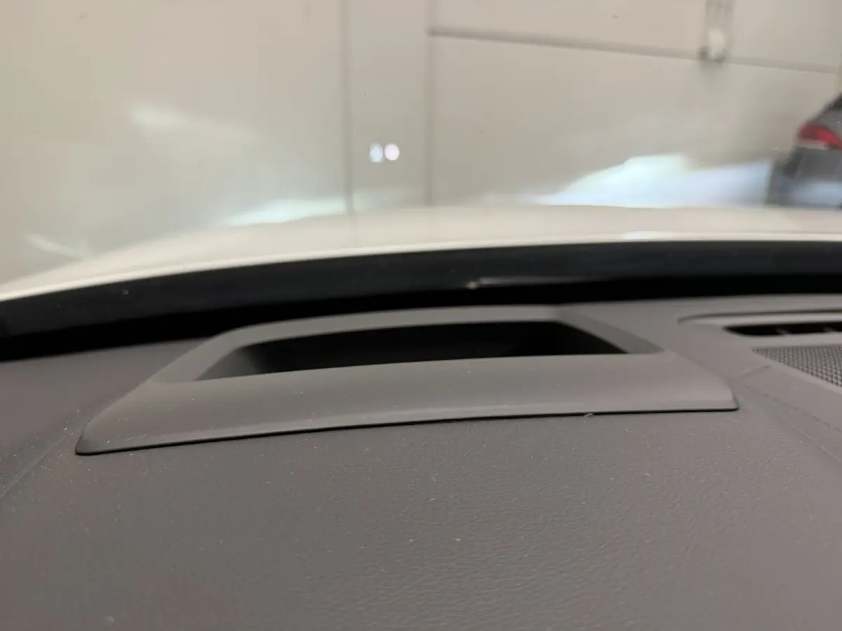 T8 Recharge AWD R-Design PANO/TREKHAAK/SOH 93,7%/HEAD-UP/22"/H&K/MEMORY/ALCANTARA-LEER/360CAMERA/ACC/PILOT-ASSIST/PRIVACY/BLACK-DESIGN/DONKERE-HEMEL/CRYSTAL-WEISS PARELMOER/NET OH BEURT GEHA