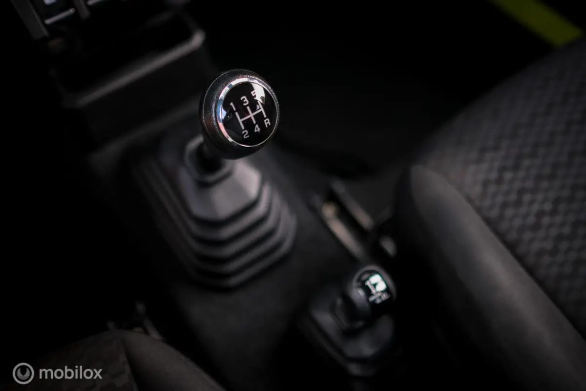 1.5 Comfort 4x4 | NL auto | NAP | 4 persoons | Stoelverwarming | Airco | BF Goodrich | Bluetooth | Rijklaar incl garantie |