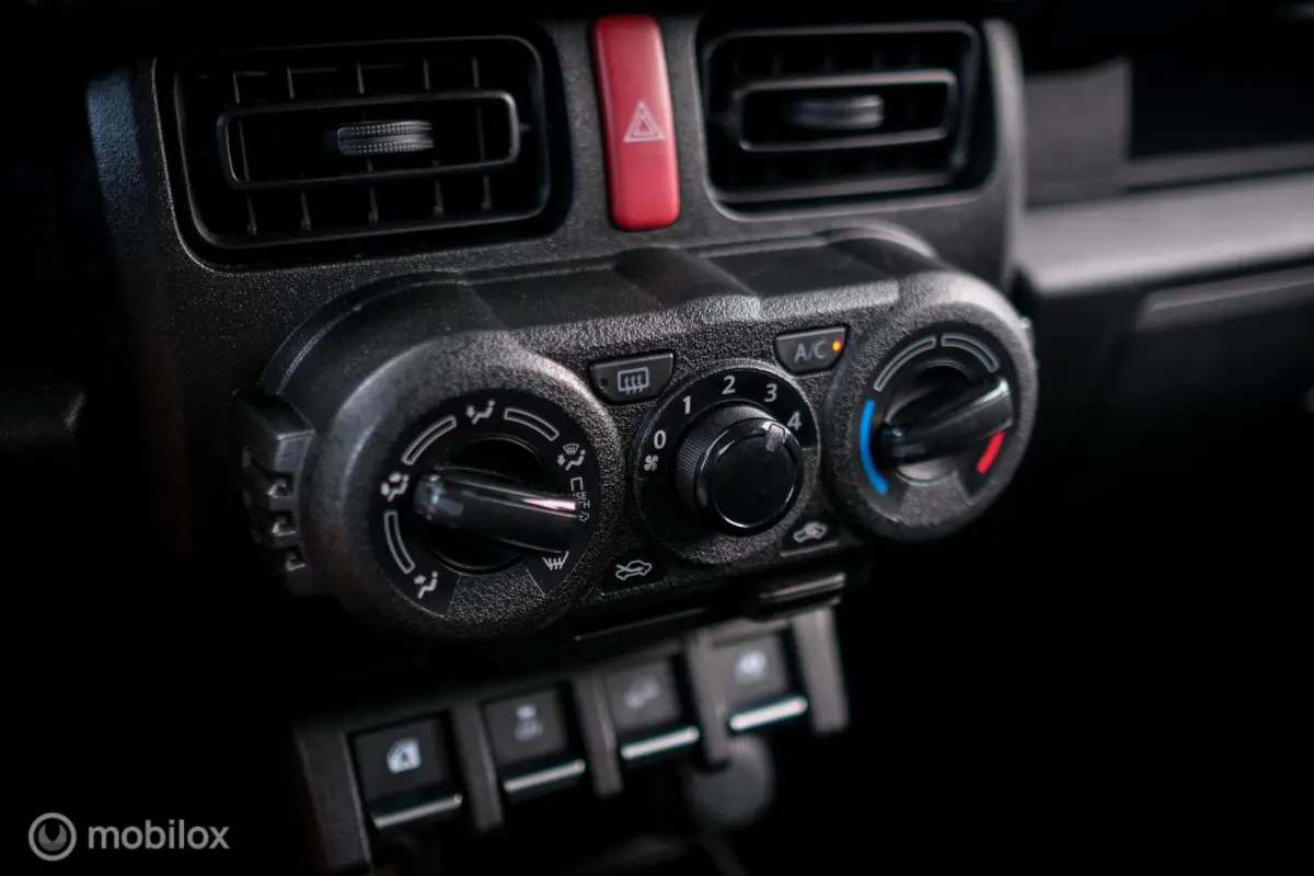 1.5 Comfort 4x4 | NL auto | NAP | 4 persoons | Stoelverwarming | Airco | BF Goodrich | Bluetooth | Rijklaar incl garantie |