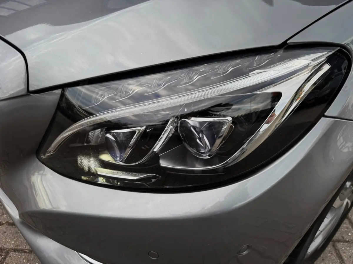 200 Prestige 184PK|Groot Navi|AUT|Sportstoelen|Leder|Kantel/Schuifdak|Full Led|NL Auto|StoelVW|360Camera|
