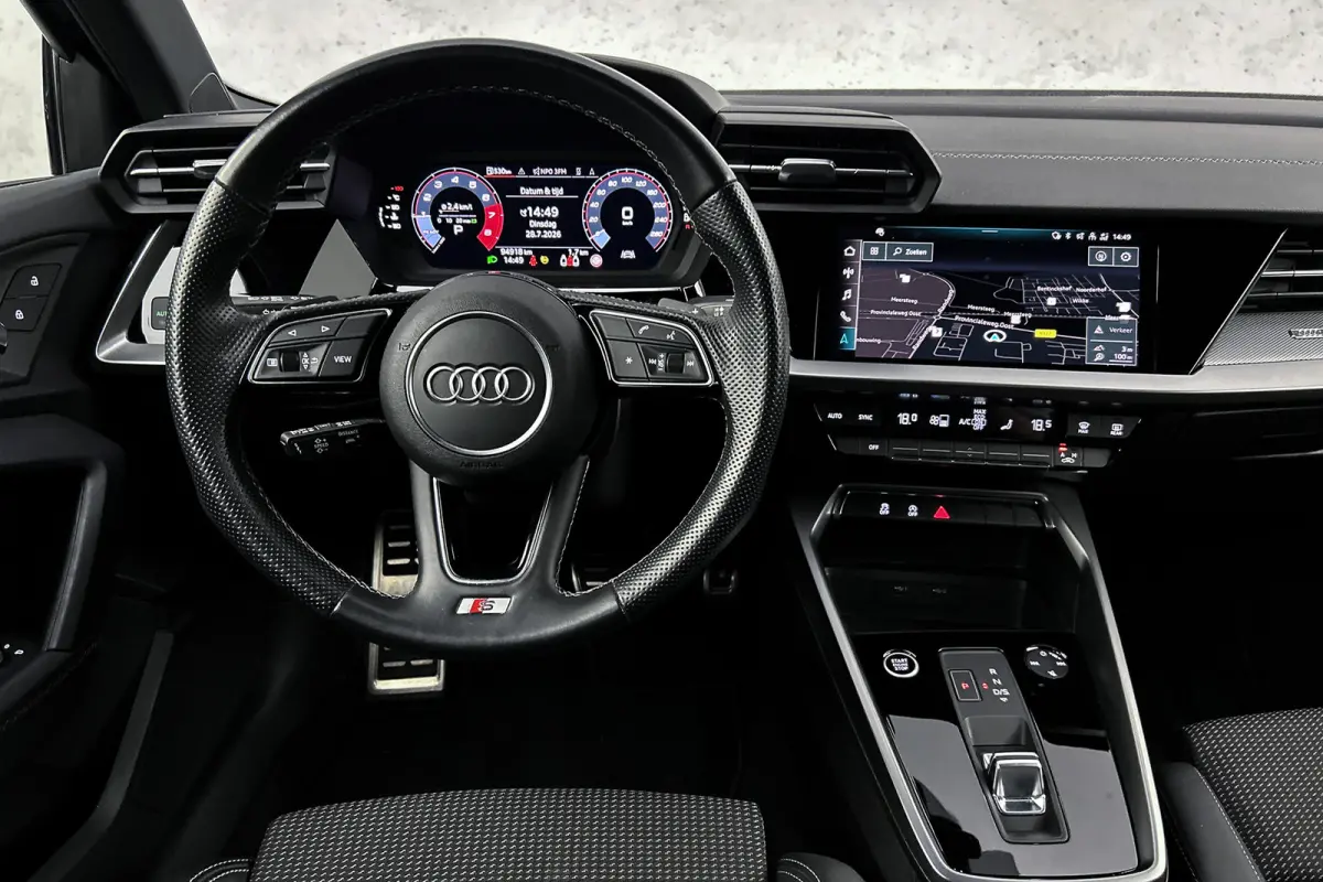 30 TFSI S-line | Digitaal display | Half leder | LED koplampen