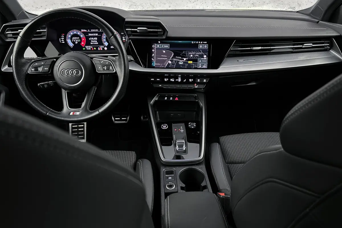 30 TFSI S-line | Digitaal display | Half leder | LED koplampen
