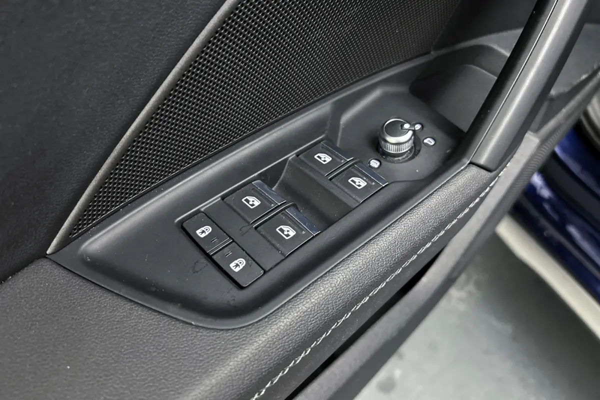 30 TFSI S-line | Digitaal display | Half leder | LED koplampen