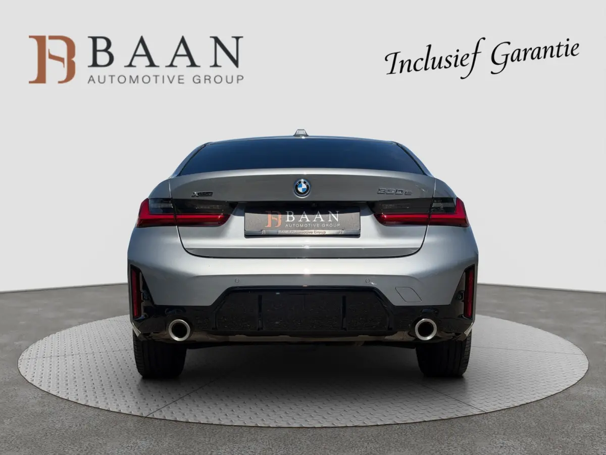 330e xDrive!|M-Sport|24mnd Gar|360|Memory|HUD|Keyless|ACC